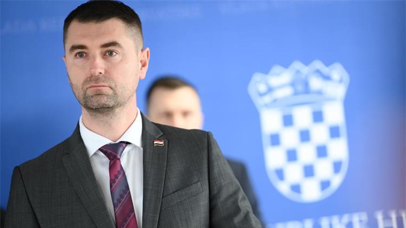 Zatražene liste od trgovaca, građani će moći uspoređivati cijene; Pošta neće poskupjeti 